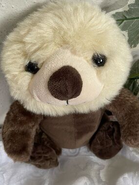 The Petting Zoo Sea Otter Plush 9” Brown Cream Stuffed Animal